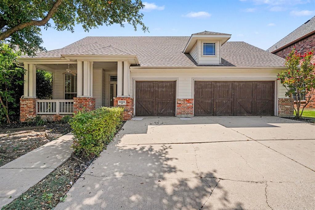 9805 Lacey Lane — photo
