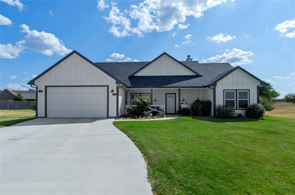 108 Daisy Court — photo