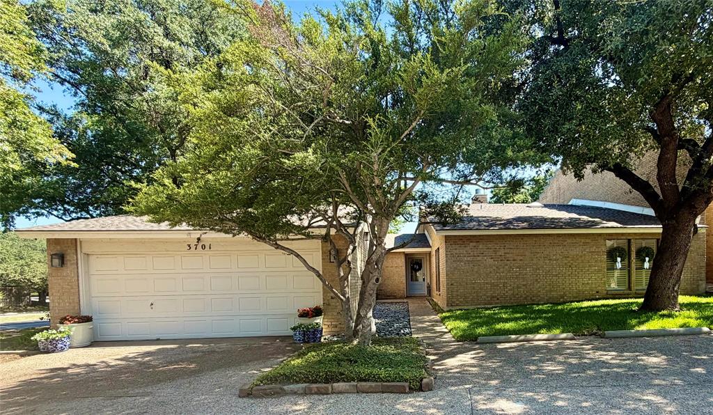 3701 Hulen Park Drive — photo