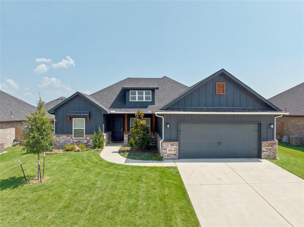2805 Tulip Drive — photo