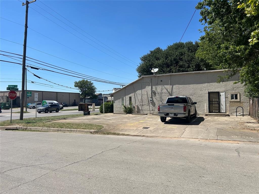 200 N Beach Street — photo