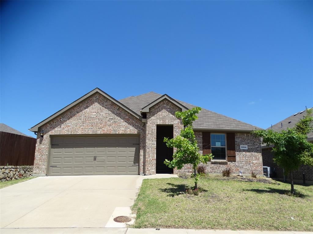 1214 Canterbury Lane — photo