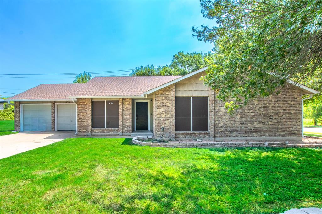 2911 Persimmon Drive — photo