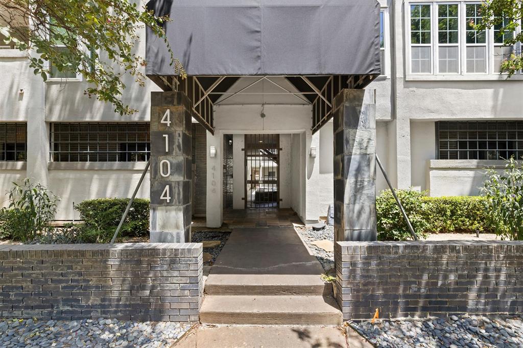 4104 N Hall Street 334 — photo