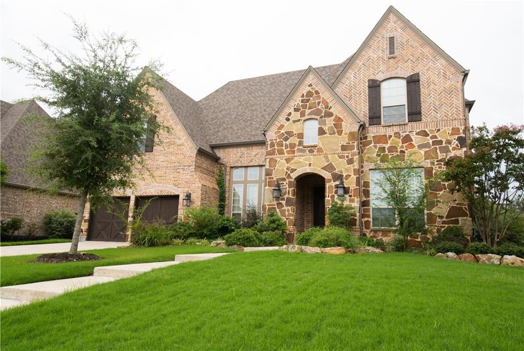879 Grassy Shore Court — photo