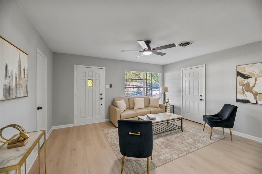 414 Freestone Drive, Euless, TX 76039 — photo 3