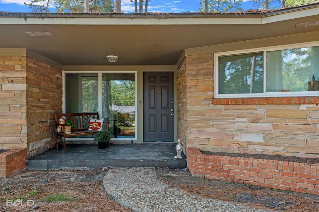 1907 S Brookwood Drive — photo