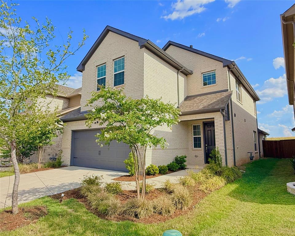 2903 Woodland Court — photo