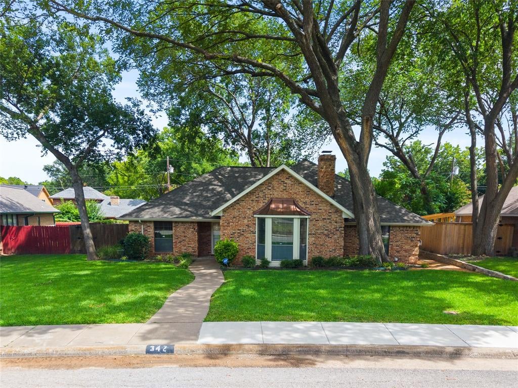 342 Hillcroft Drive — photo