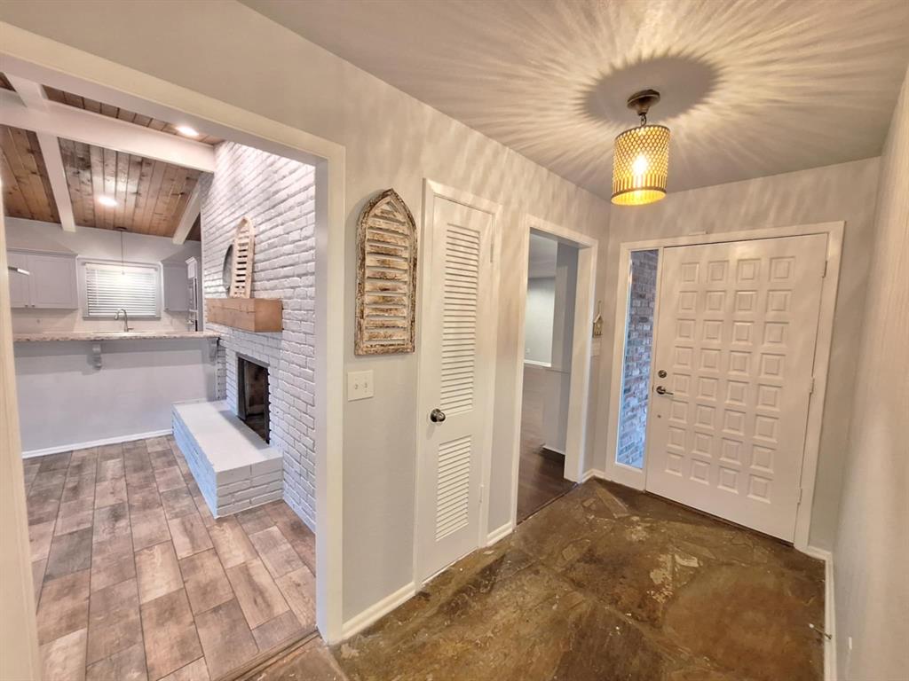 8314 Ashbourne Drive — photo