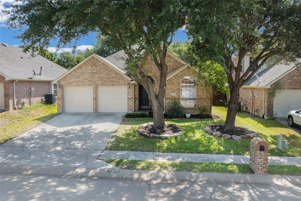 509 Crutcher Crossing — photo