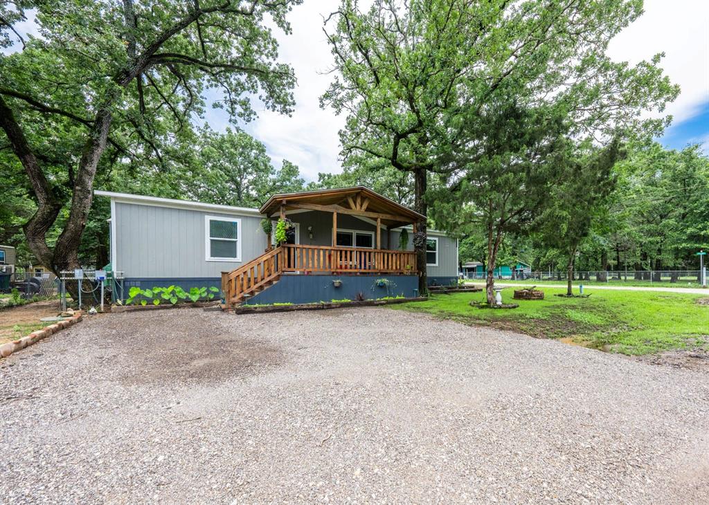200 Pecos Drive — photo