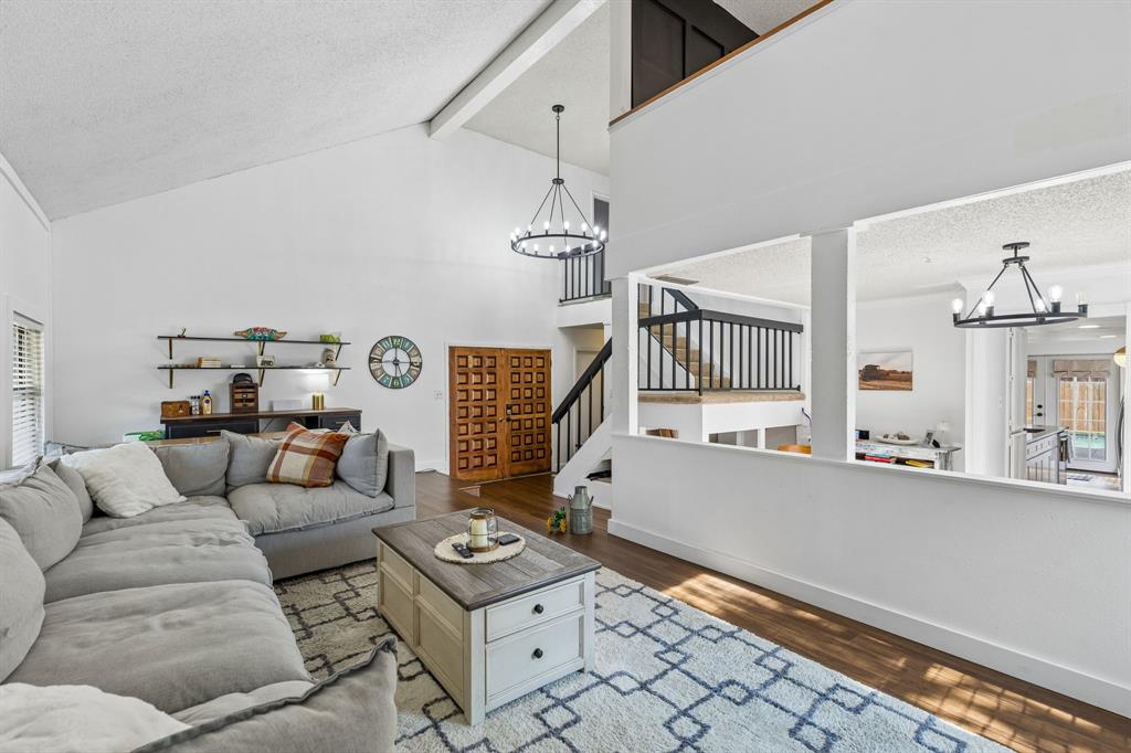3437 Castle Rock Lane — photo