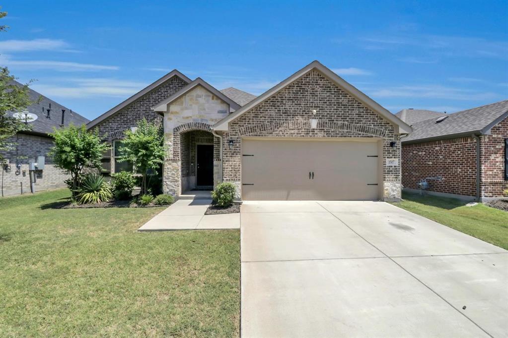 1507 Fairweather Way — photo