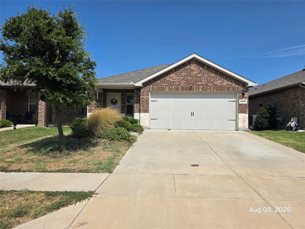 2109 Ocelot Street — photo