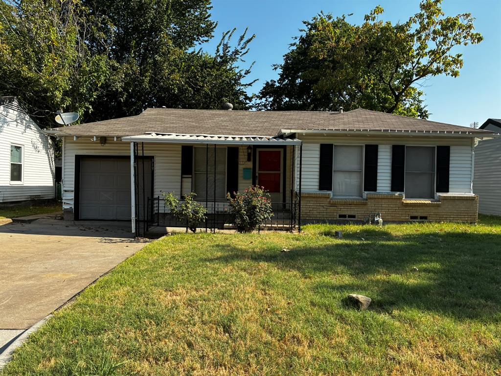 319 E Holley Street — photo