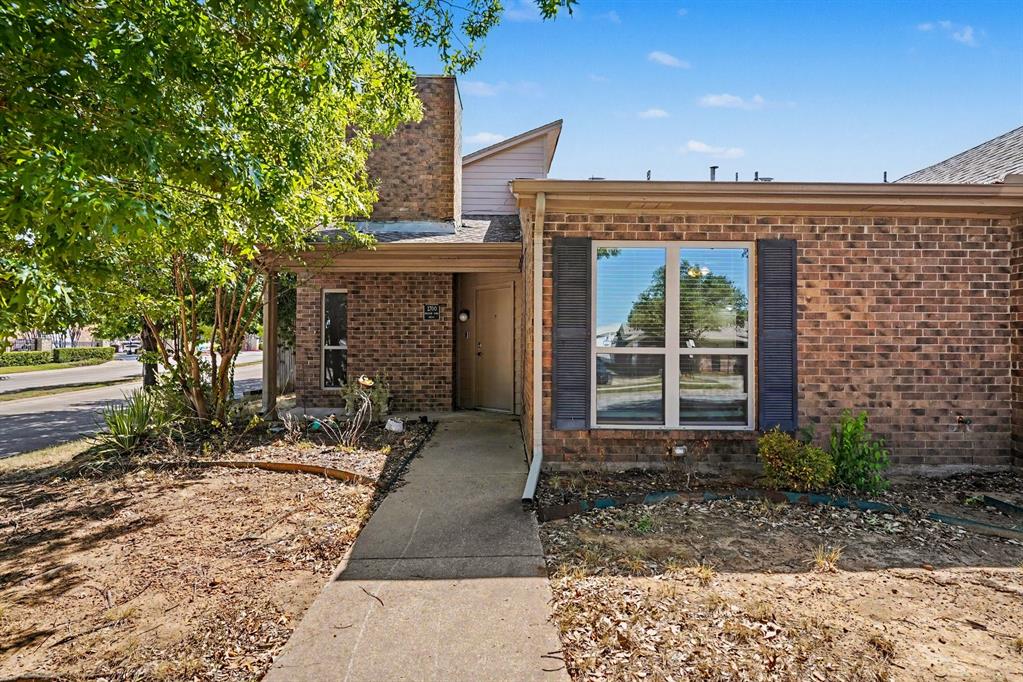 2700 Meadow Park Drive — photo