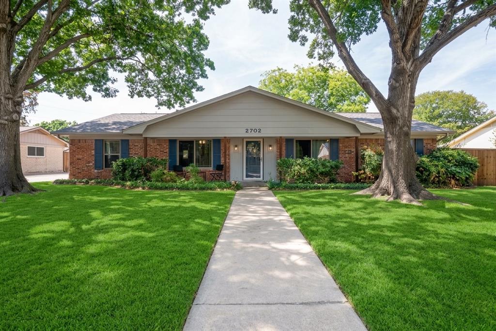 2702 Shoreline Drive — photo