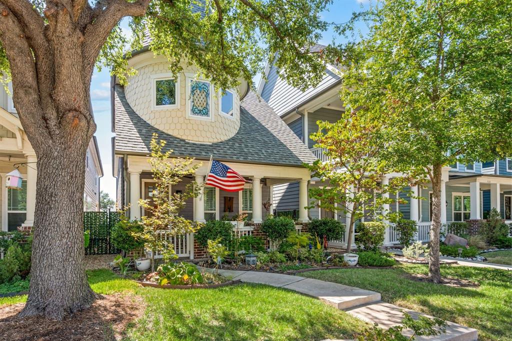 737 Hammond Street — photo
