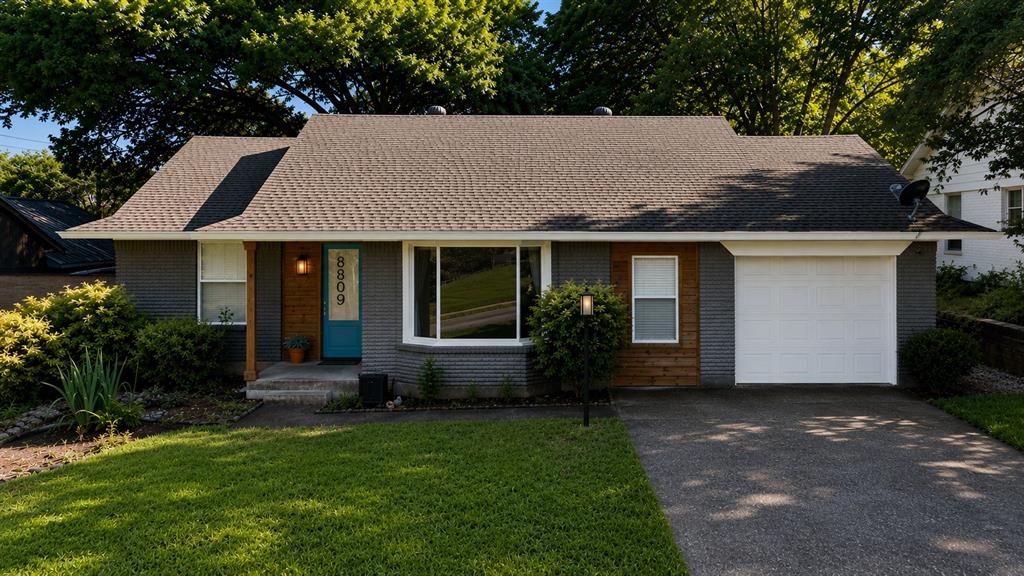 8809 Liptonshire Drive — photo