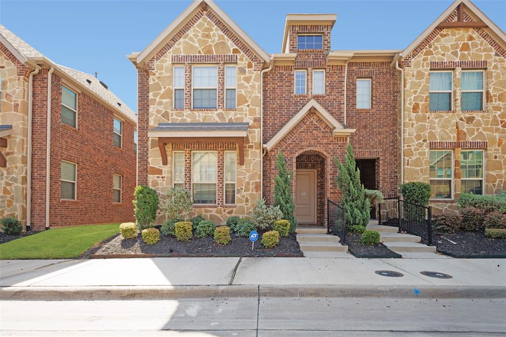 2244 Lasso Court — photo