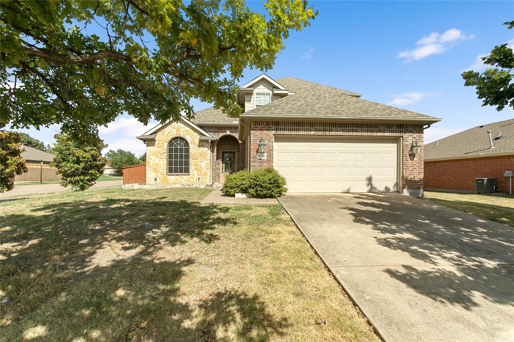 3712 Wolf Creek Lane — photo