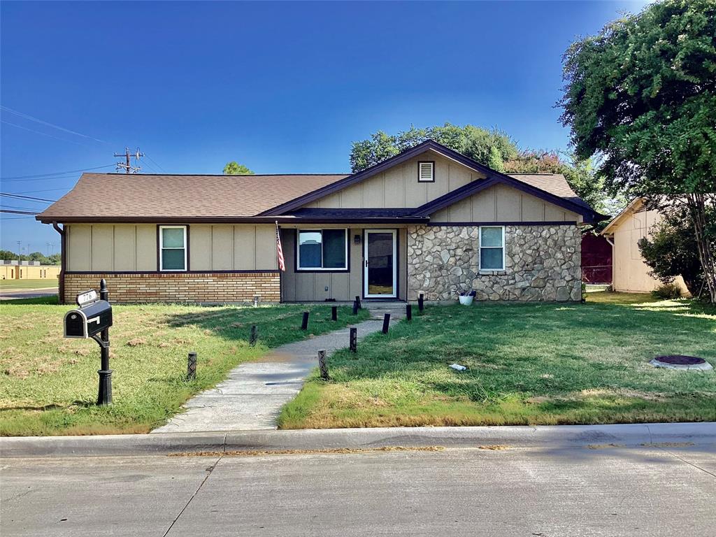 776 Ponderosa Drive — photo