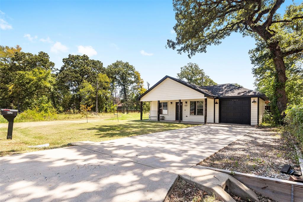 6121 Choctaw Drive — photo