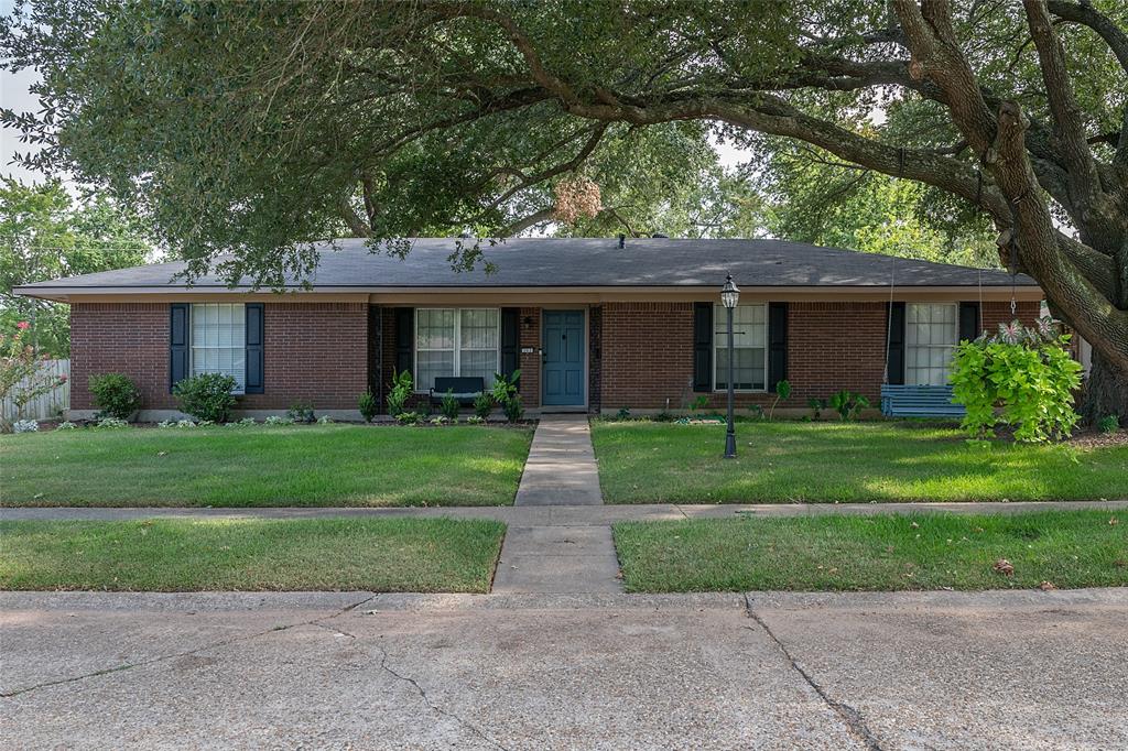 203 Schaub Drive — photo