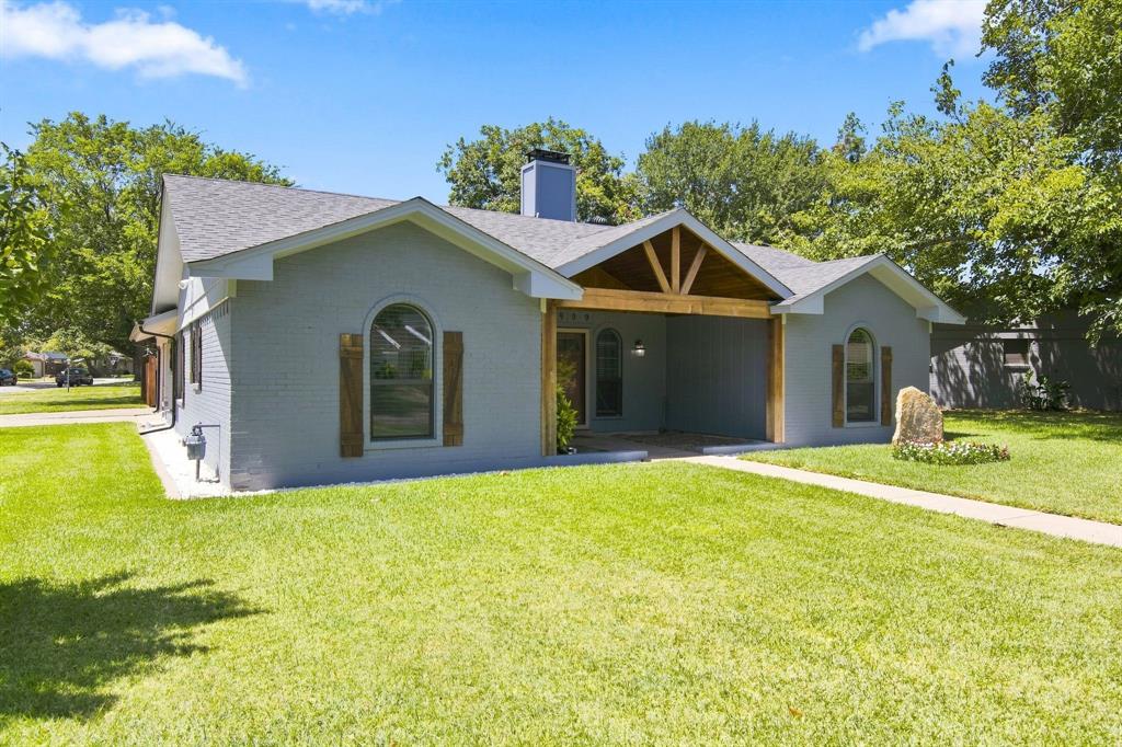 6909 Sandalwood Lane — photo