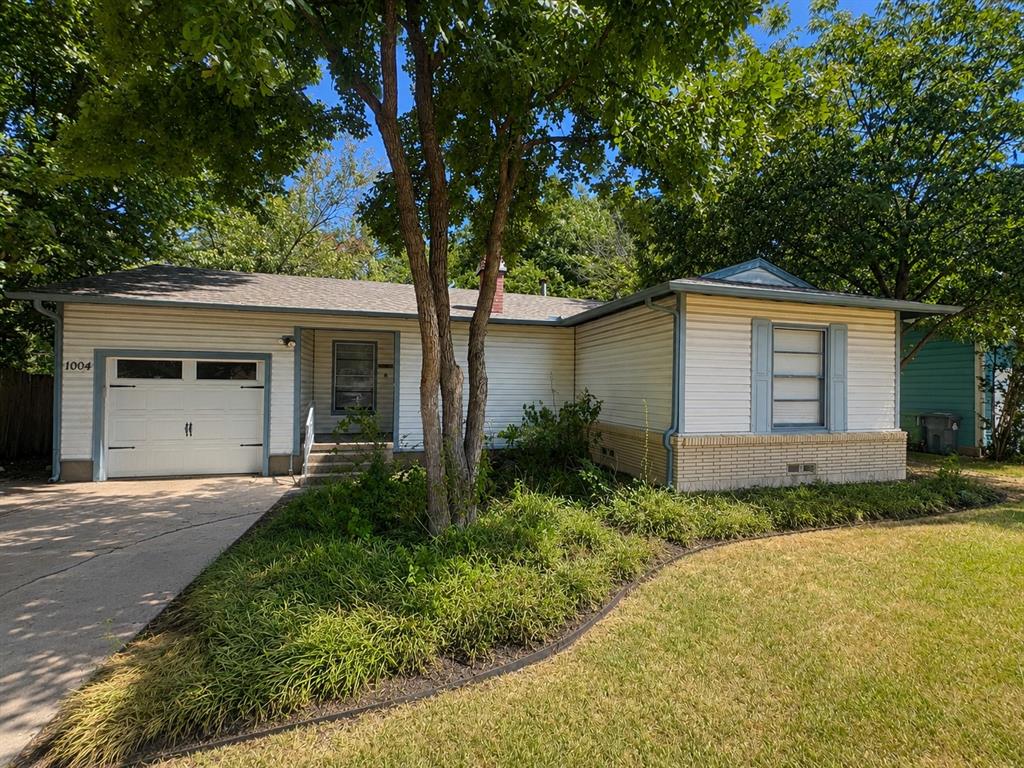 1004 Cordell Street — photo