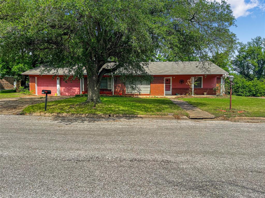 2706 Bois D Arc Street — photo