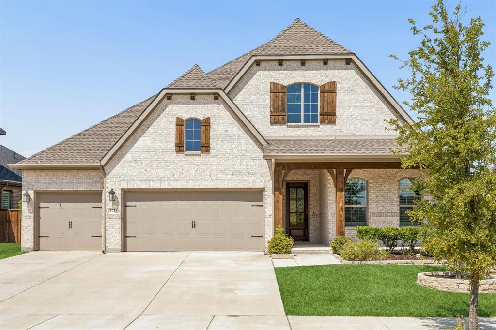1739 Ellington Drive — photo