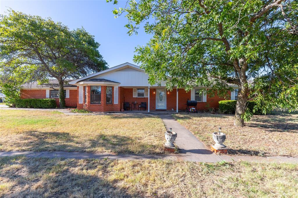 7200 Private Road 2383 — photo