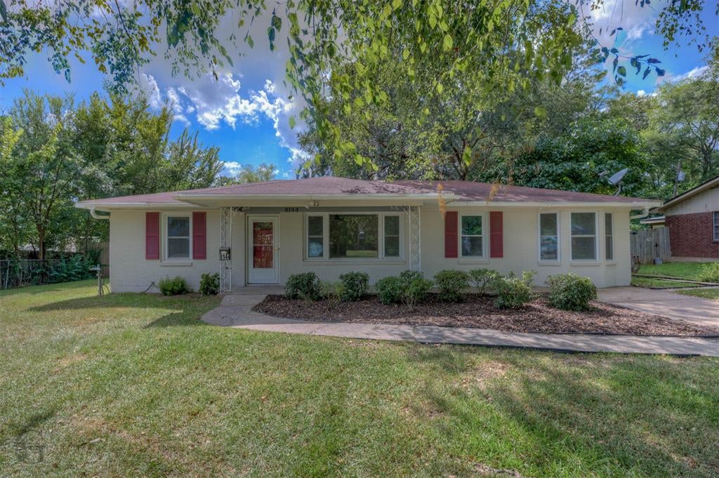 9144 Laurie Lane — photo