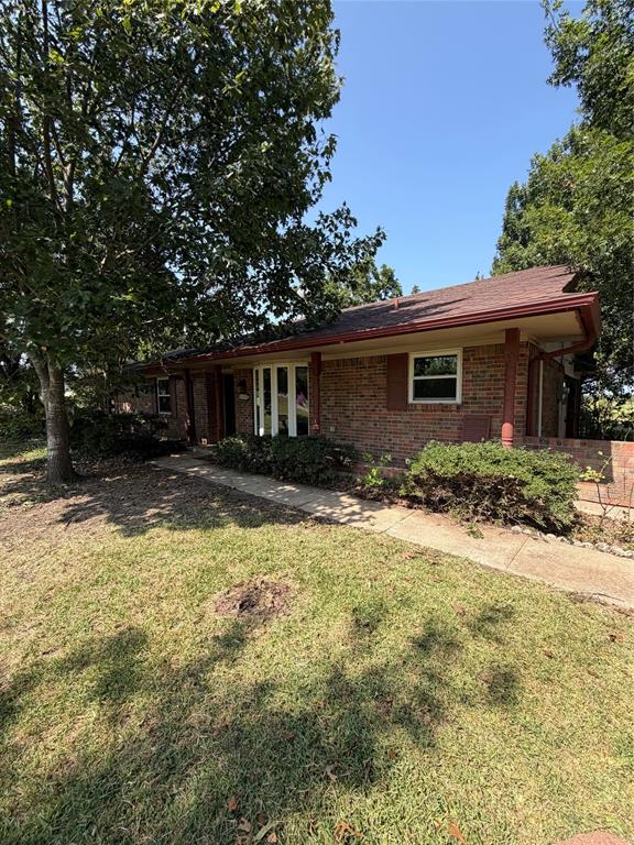 4320 FM 118 — photo