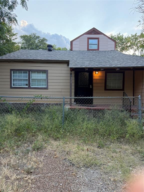 4111 De Lee Street — photo