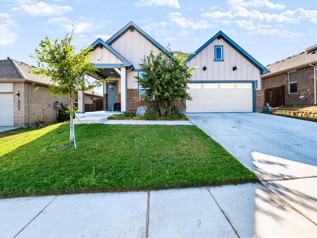 2220 Redwing Drive — photo
