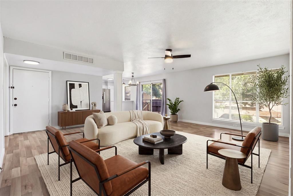 10526 Stone Canyon Road 201 — photo