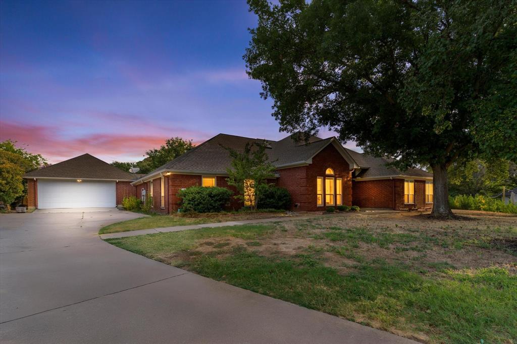 501 Valle Vista Court — photo
