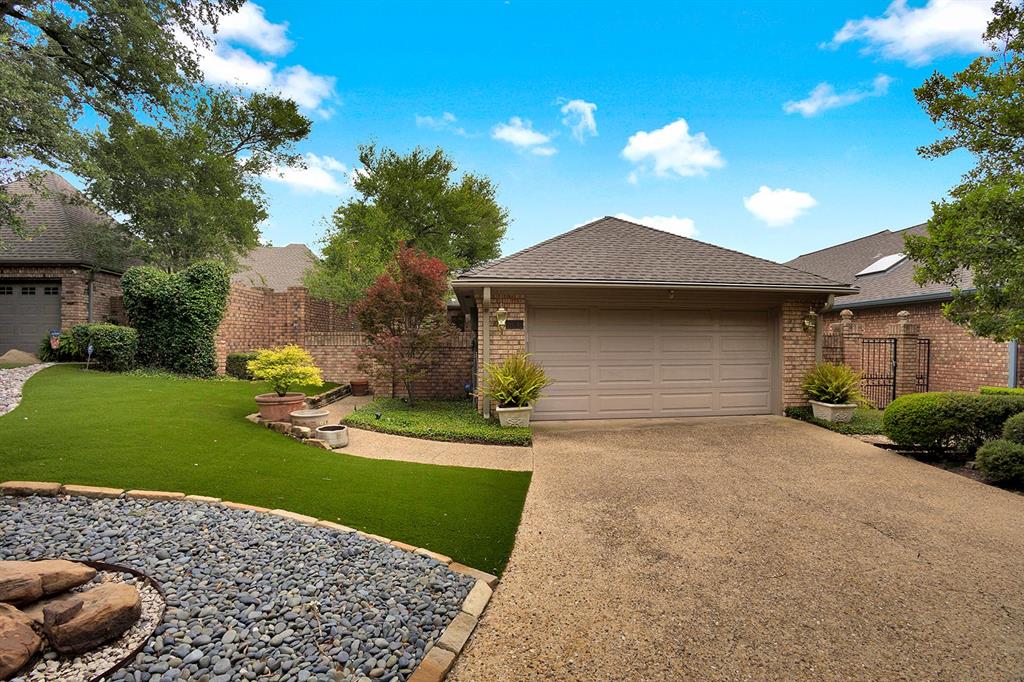16046 Chalfont Circle — photo