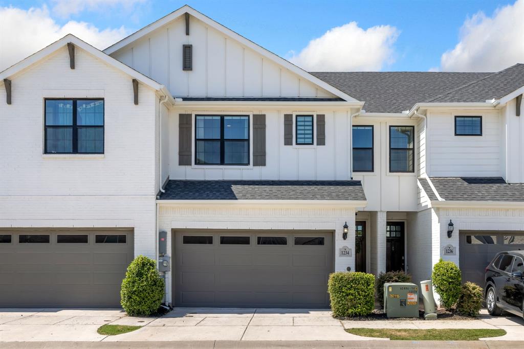 1234 Lamar Drive — photo