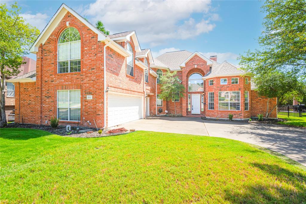 909 Hills Creek Drive — photo