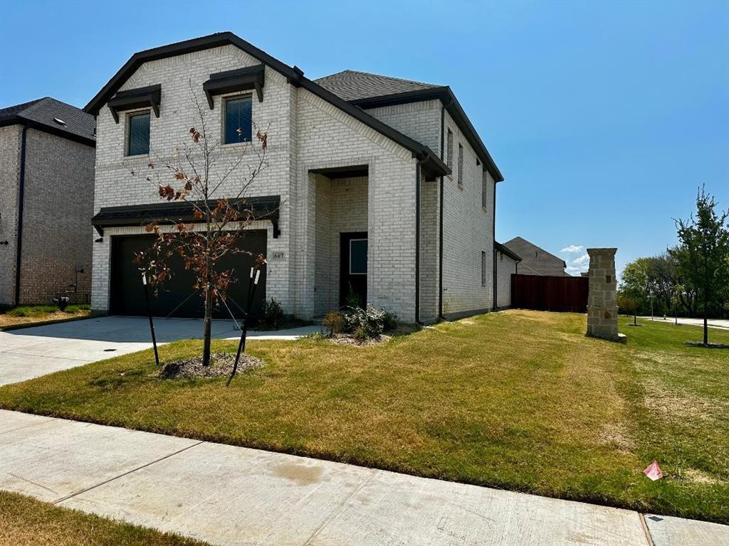 607 Green Grass Drive — photo