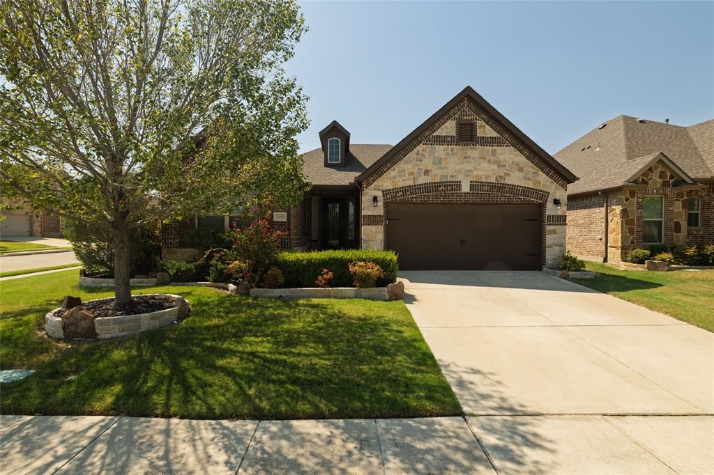 1401 Eagleton Lane — photo