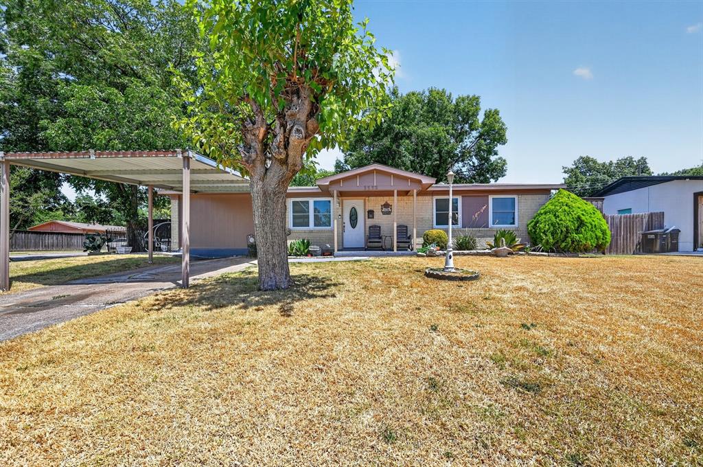 3532 Edgebrook Drive — photo