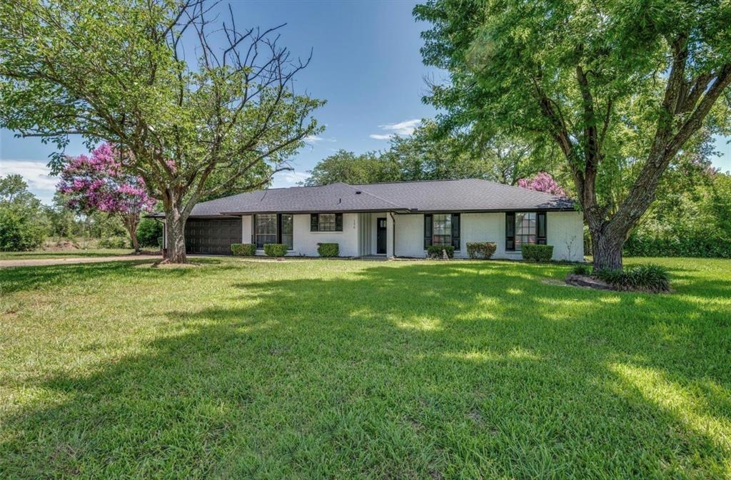 120 Sunrise Court — photo