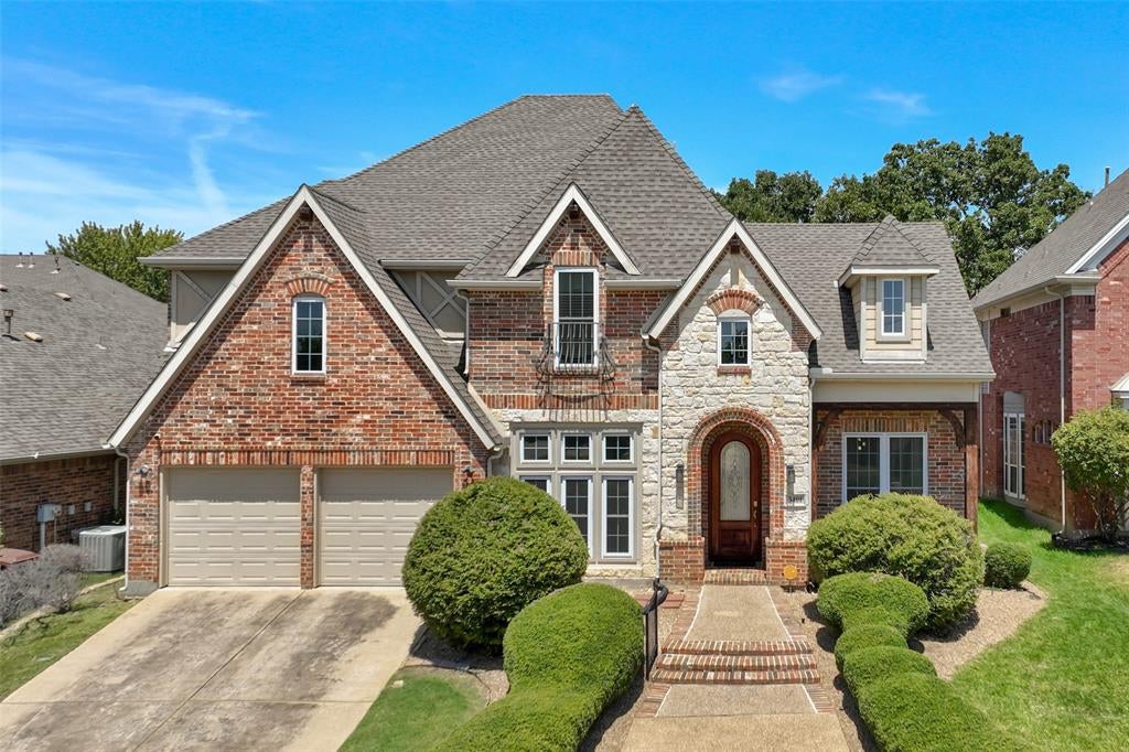 3401 Marymount Drive — photo