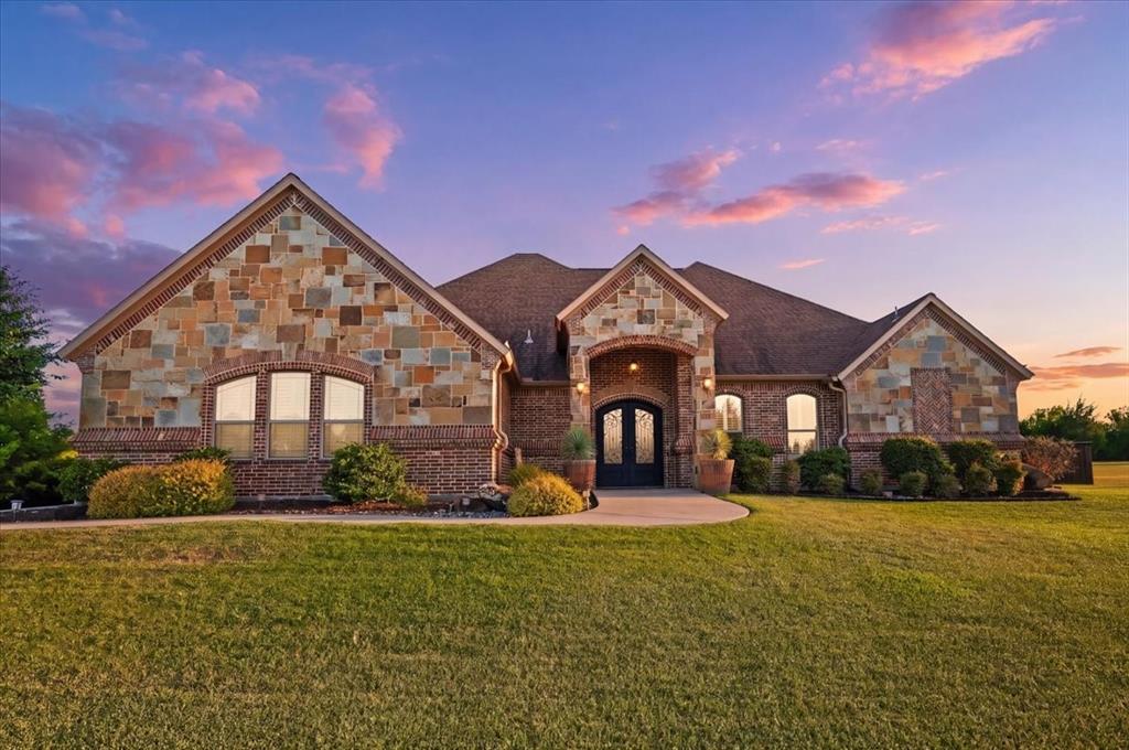 924 Indian Trail — photo