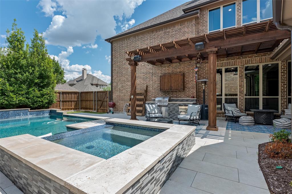 2346 Boxwood Drive — photo